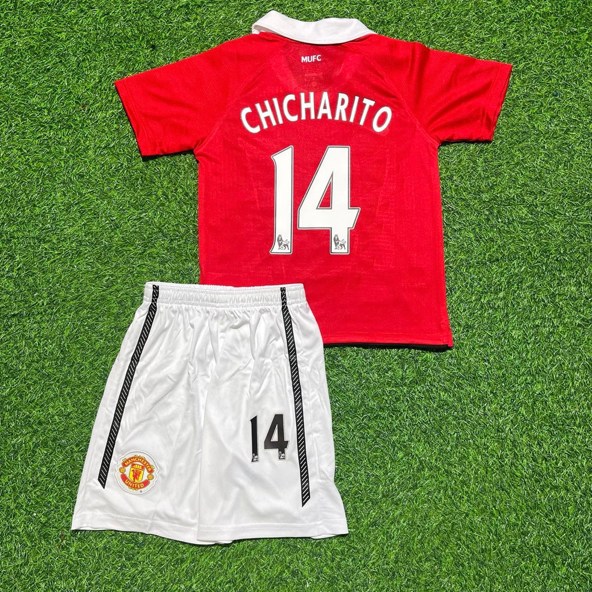 2010/11 Javier Hernández Chicharito Manchester United Retro Kids Home Football Jersey – Back View