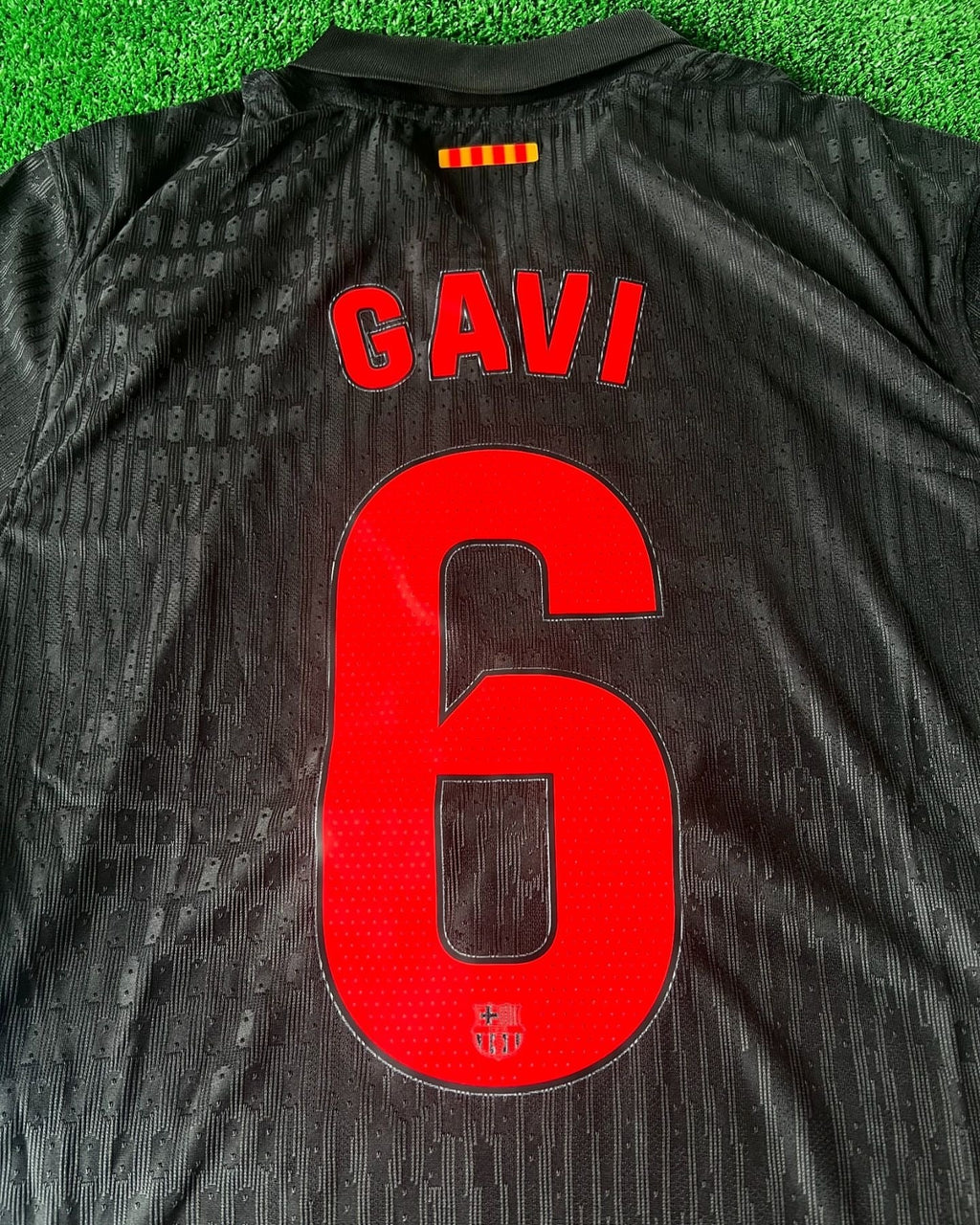 Barcelona 24-25 Season Gavi Football Jersey – Detailed View