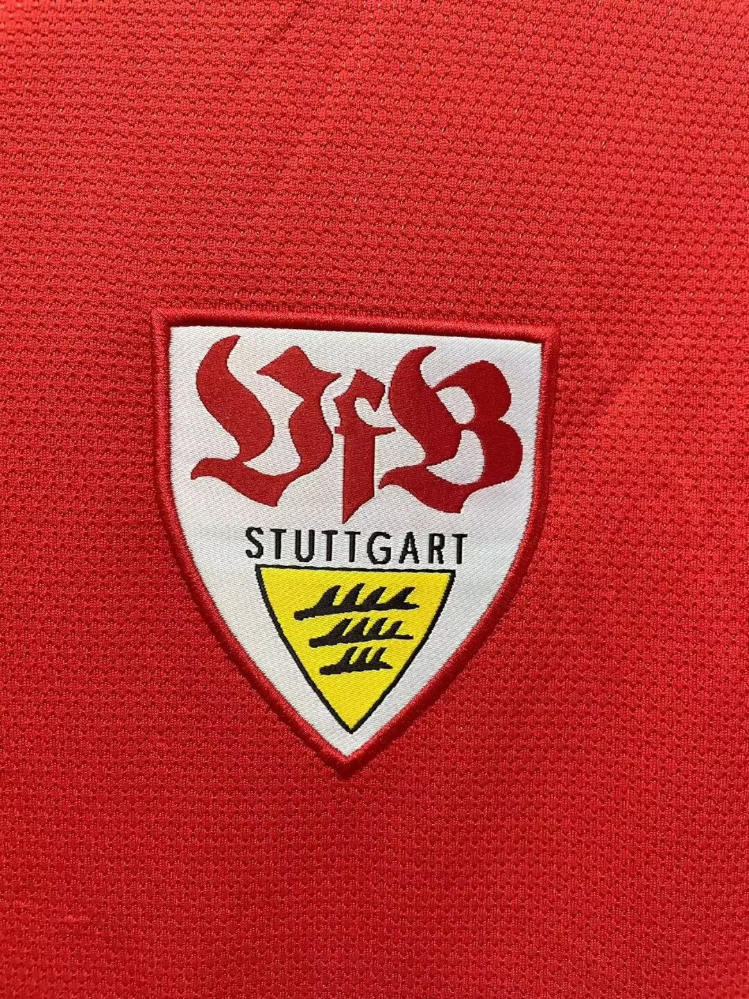 2006/07 VfB Stuttgart Auswärtstrikot Retro Football Jersey – Detailed View
