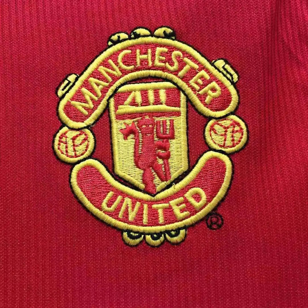 1998 Manchester United Retro 99 Retro Football Jersey Knitwear – 4