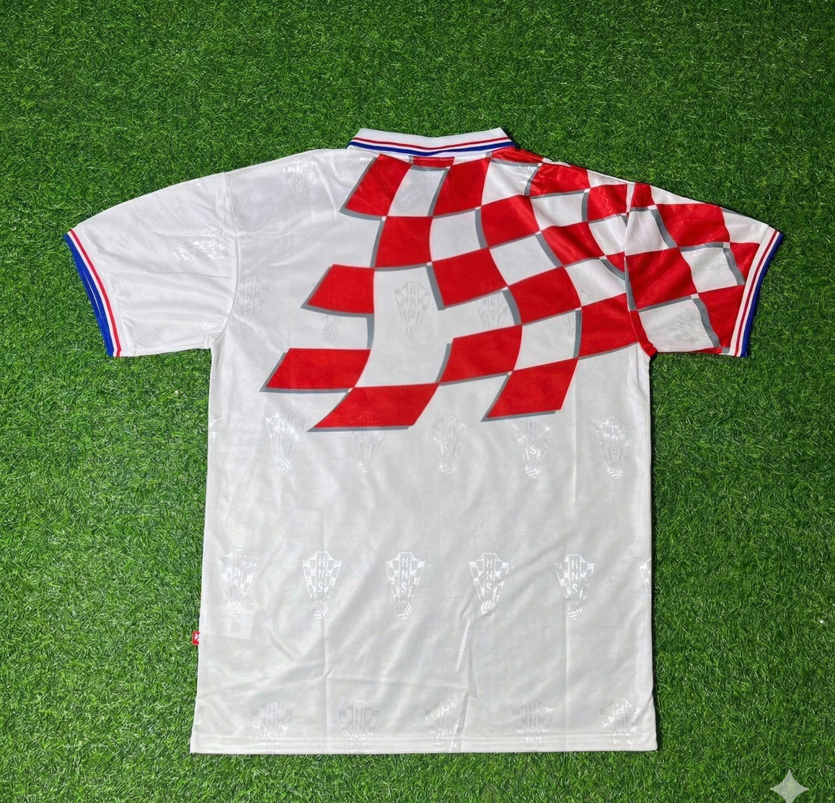 Croatia 1998 World Cup Retro Football Jersey – Front View
