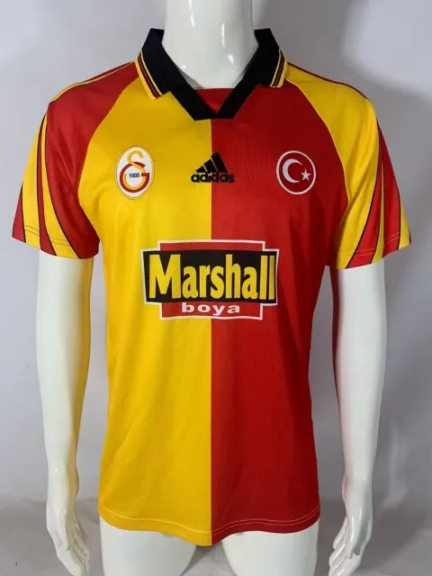 1998 Galatasaray 1999 Retro Football Jersey Forma – Front View