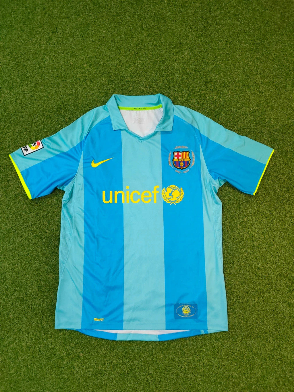 2008 Samuel Eto'o Barcelona Away Blue Retro Football Jersey – Front View