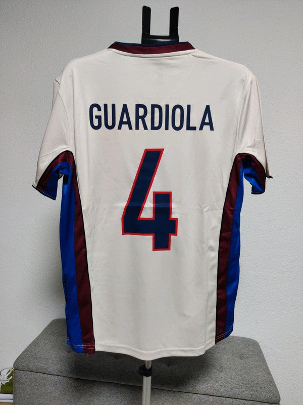 Pep Guardiola Barcelona 98/99 Retro Jersey – Detailed View