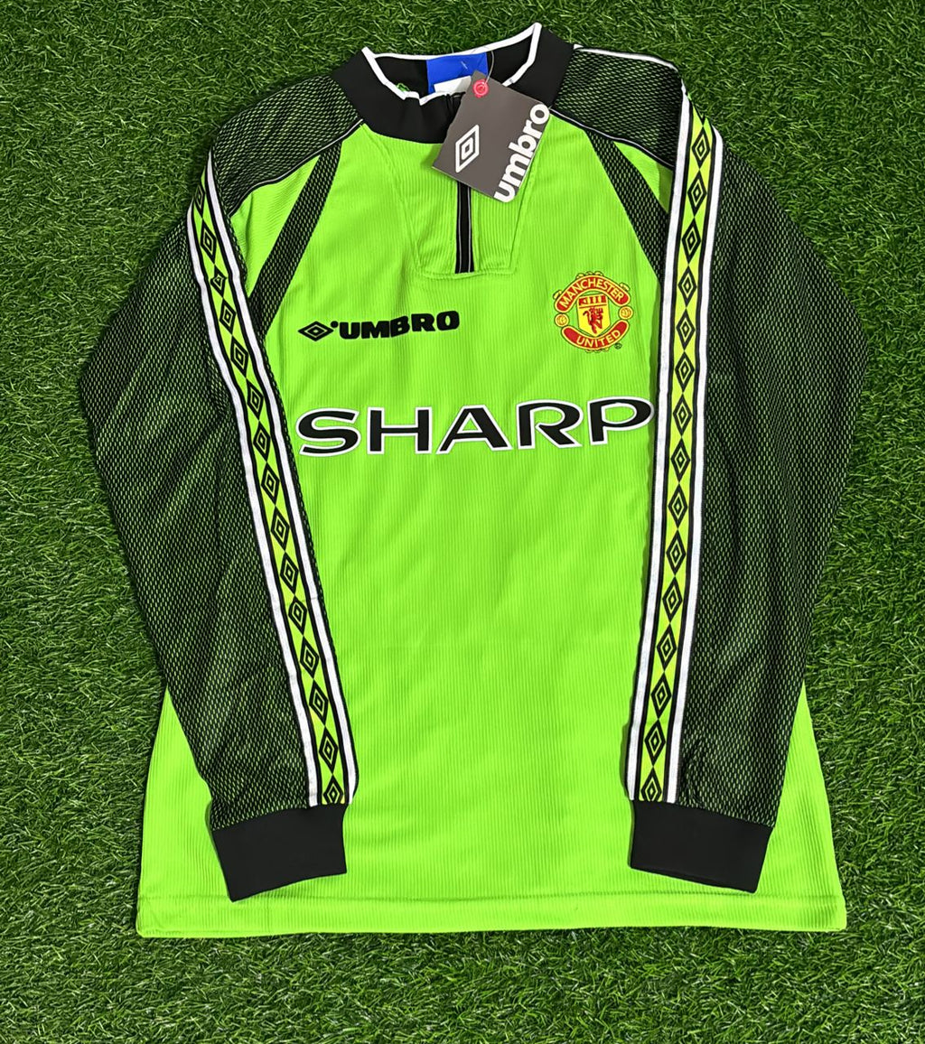 1998/99 Manchester United Green Retro Long Sleeve Goalkeeper Football Jersey Peter Schmeichel – Front View