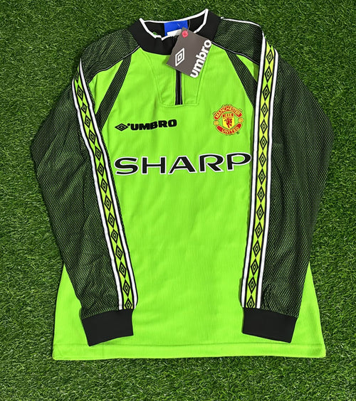 1998/99 Manchester United Green Retro Long Sleeve Goalkeeper Football Jersey Peter Schmeichel – Front View