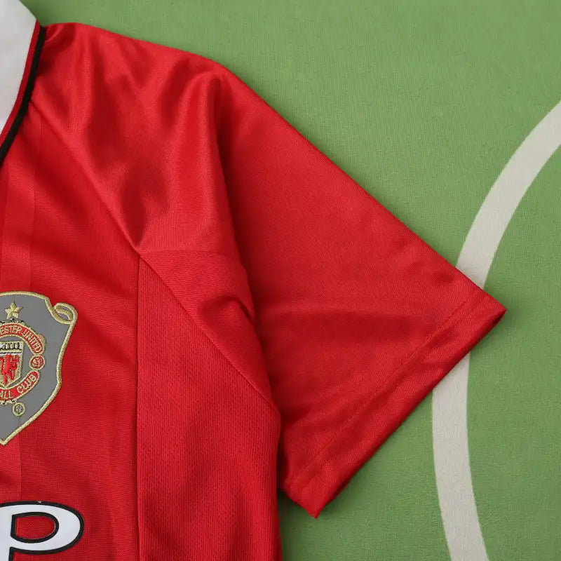Manchester United F.C 99/00 Season Home Red Retro Jersey – Front View