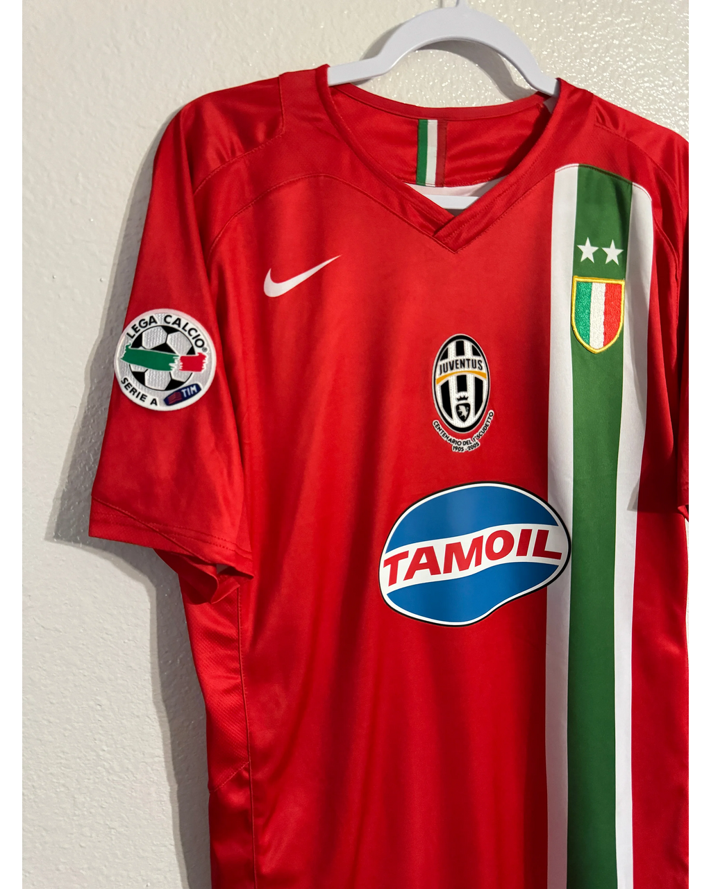 Zlatan Ibrahimović 9 - Juventus 2006/07 Serie A Retro Kit Jersey – Detailed View