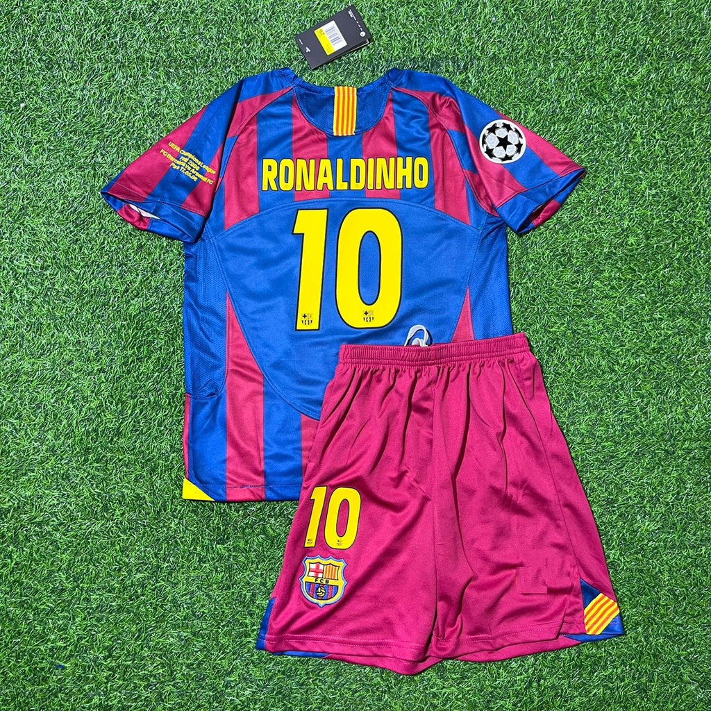 2006 Barcelona Final Retro Kids Football Kit Ronaldinho Gaucho – Back View