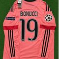 Leonardo Bonucci #19 Juventus Retro 2015-2016 Pink Jersey – Back View