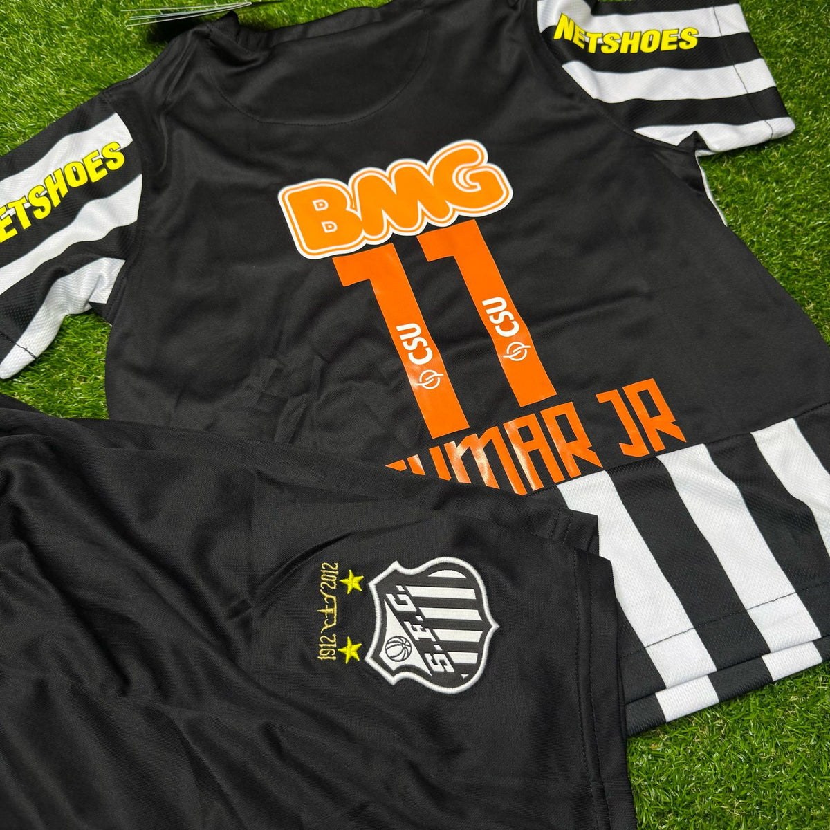 Neymar Jr Santos Fc 2009 2013 Black Kids Soccer Retro Jersey KinderTrikot – Back View
