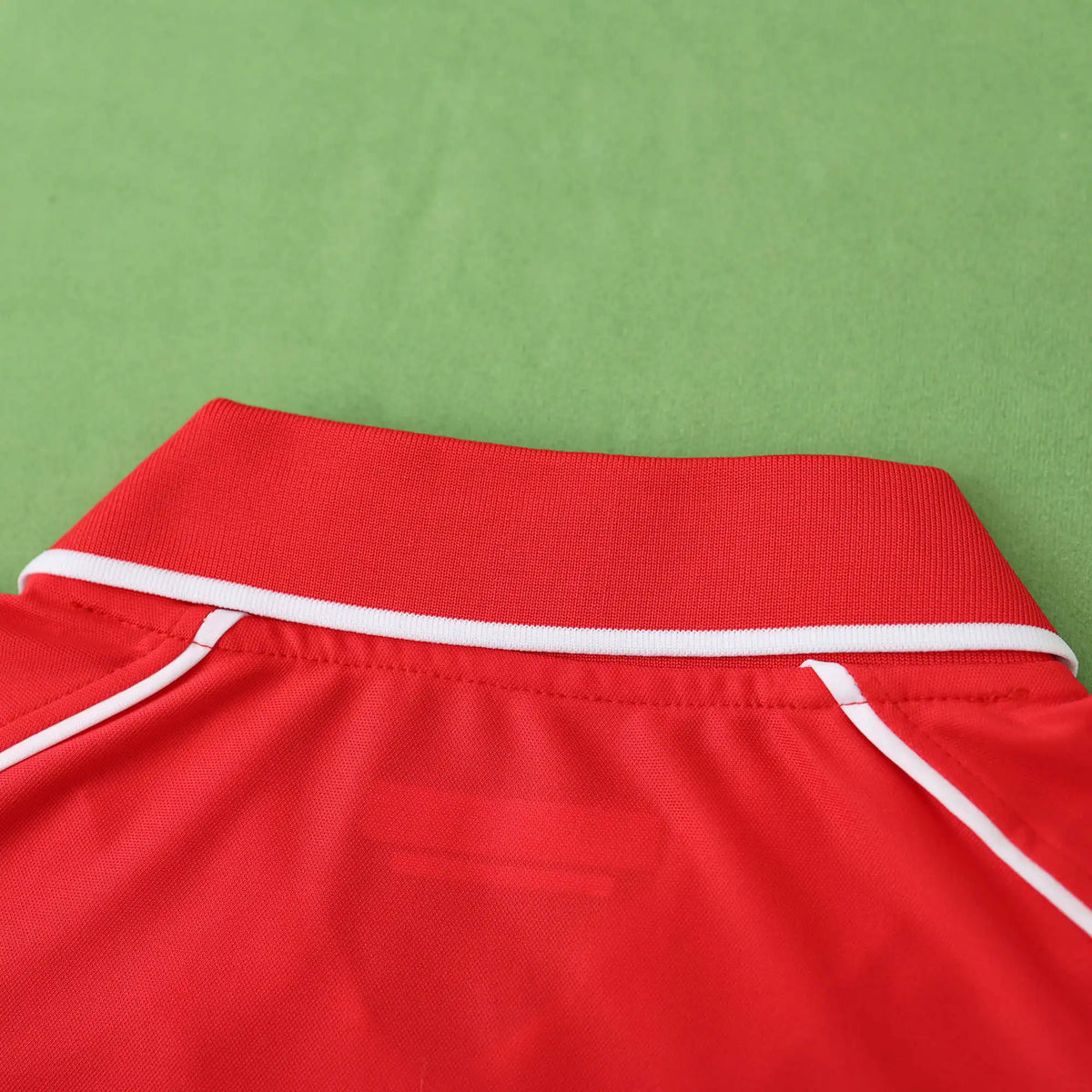 2001 Liverpool Retro Away White Retro Football Jersey – 7