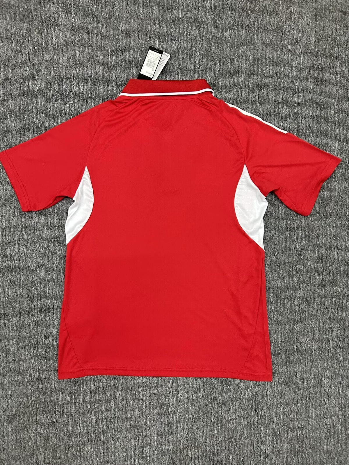 Sevilla New Polo Neck Polokragen Tshirt Special Edition – Detailed View