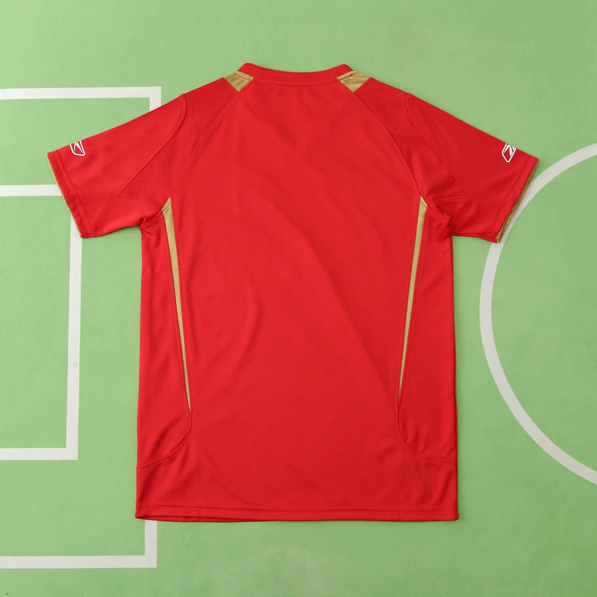 2005 Liverpool Retro Away White Retro Football Jersey – Front View