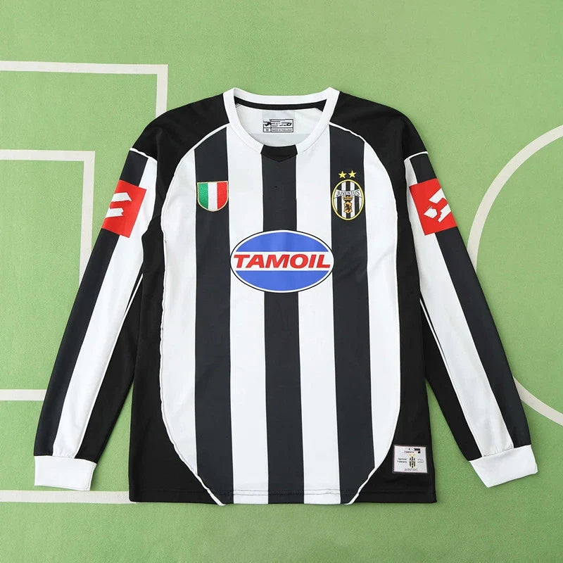 Juventus FC 02/03 Season Home Retro Football Jersey – Back View