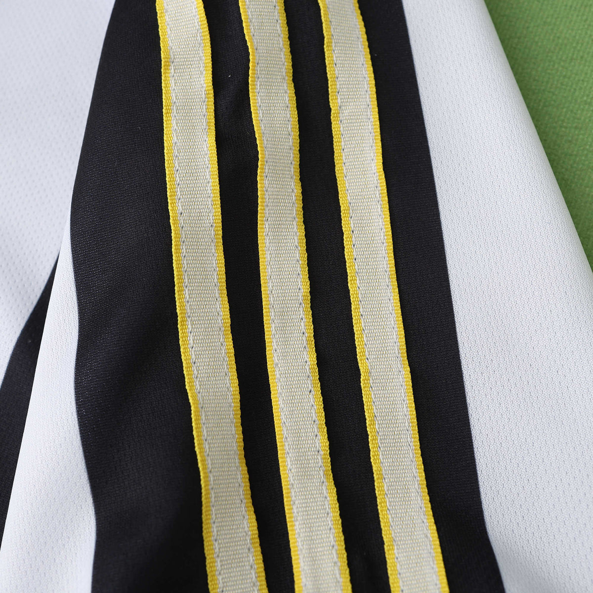 Newcastle United 1997-1999 Season Home Retro Football Jersey Trikot Maillot V4