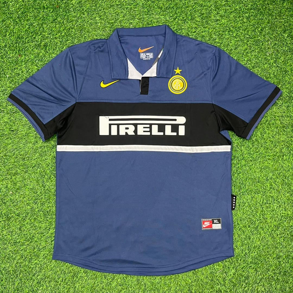 Inter Milan 1998/99 Home Retro Football Jersey – Iván Zamorano #18 – Front View