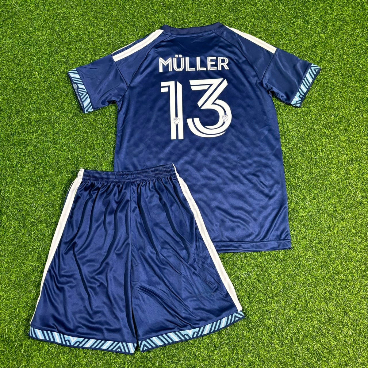 Thomas Müller Vancouver Whitecaps Home Kids Football Jersey – Back View