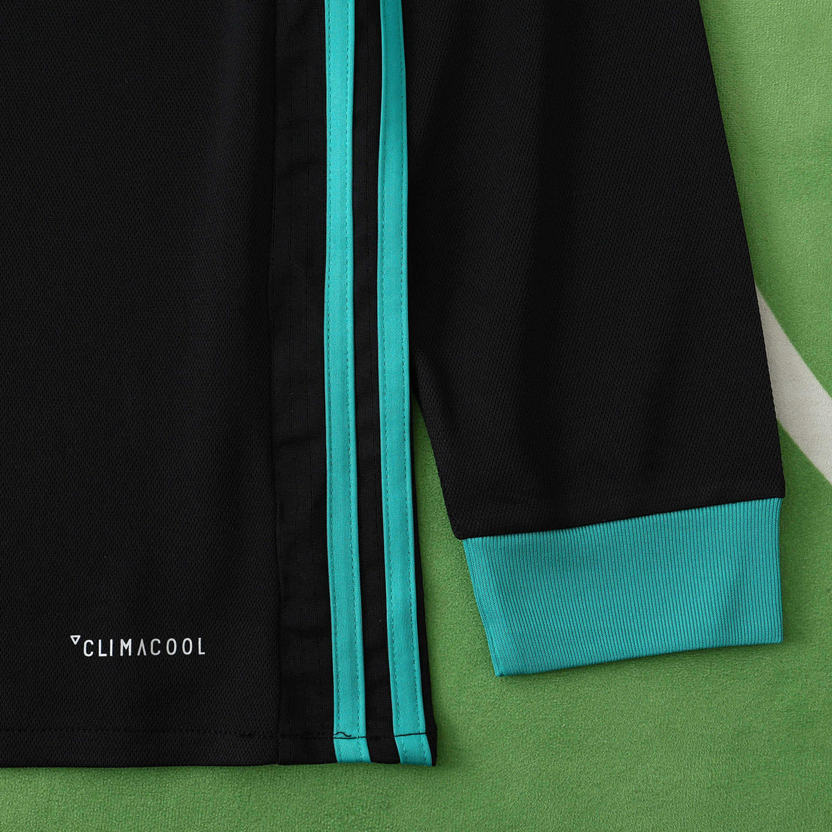 Real Madrid C.F. 2017-2018 Season Away Long Sleeve Retro Football Jersey Trikot Maillot V4