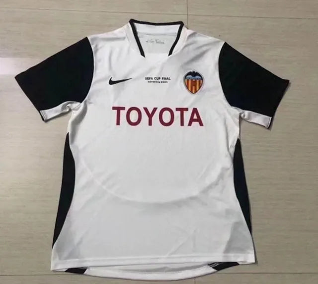 Mista #20 Valencia 2004 UEFA Final Retro Jersey – Detailed View