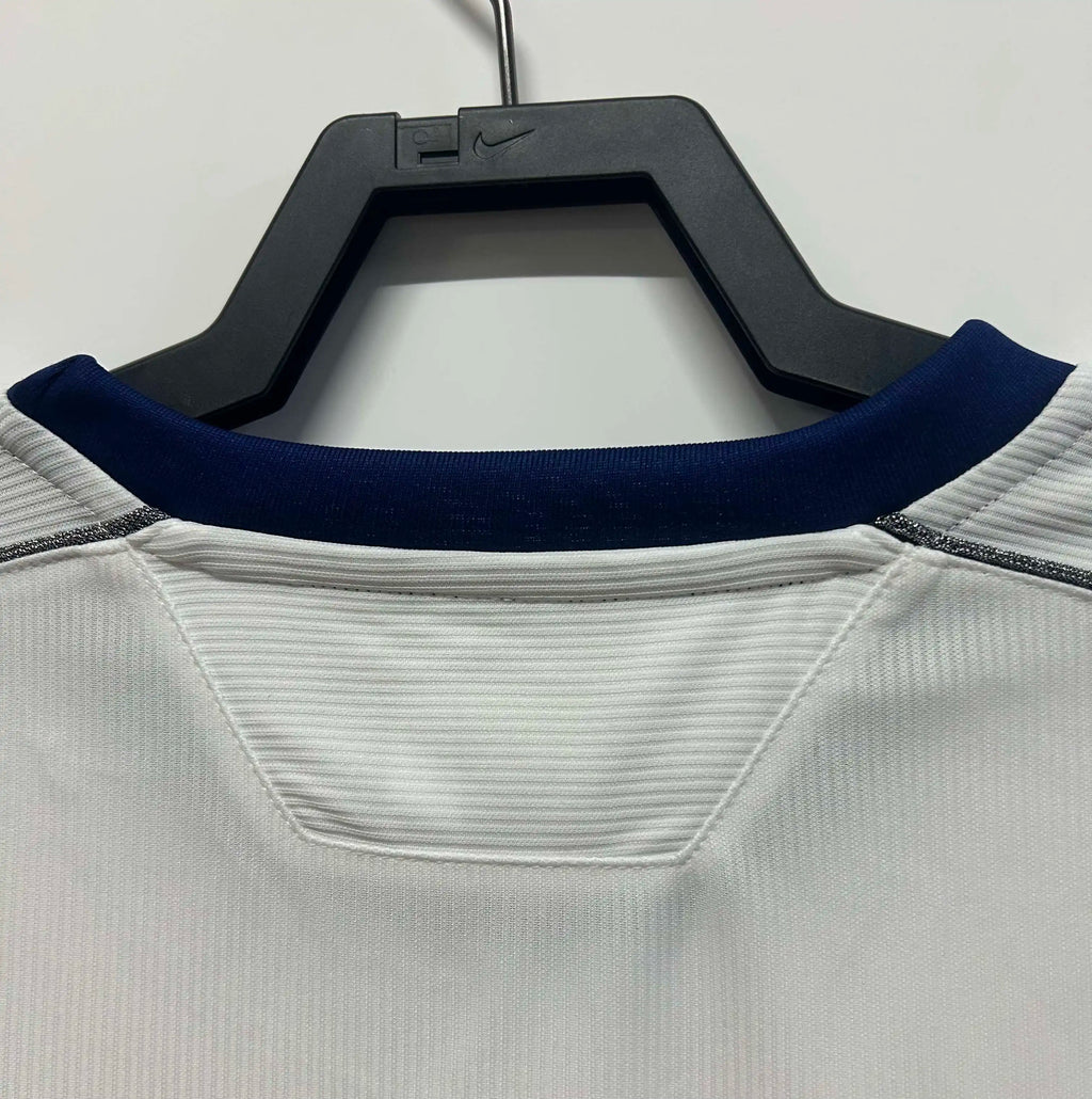1999/00 Manchester United Retro Retro Football Jersey Knitwear – Detailed View