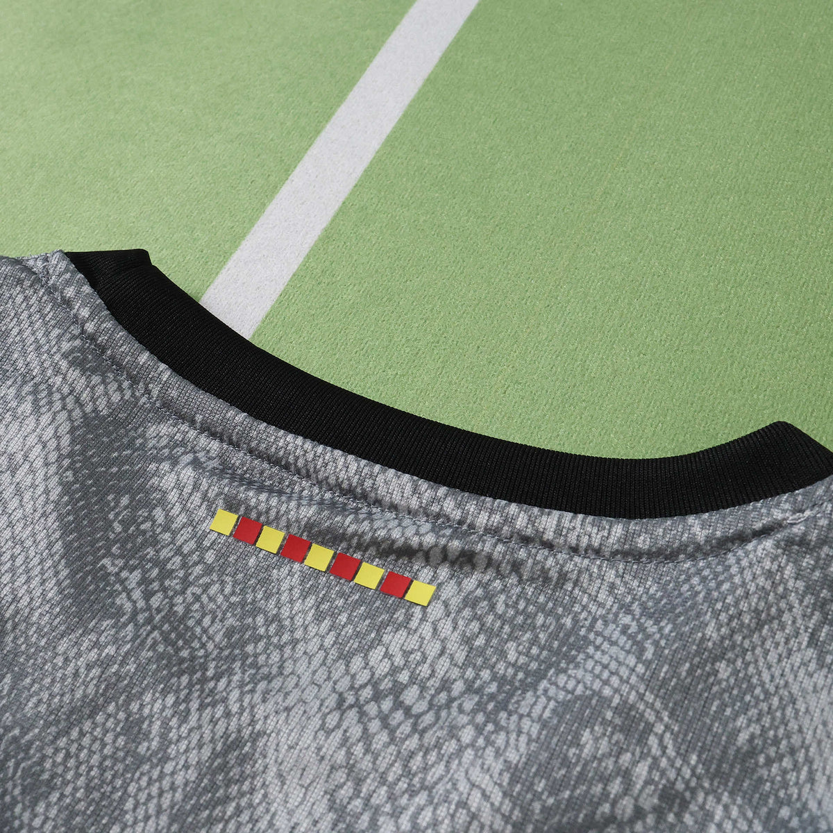 FC Barcelona 2026-2027 Season Goalkeeper Gray Football Jersey Trikot Maillot V4