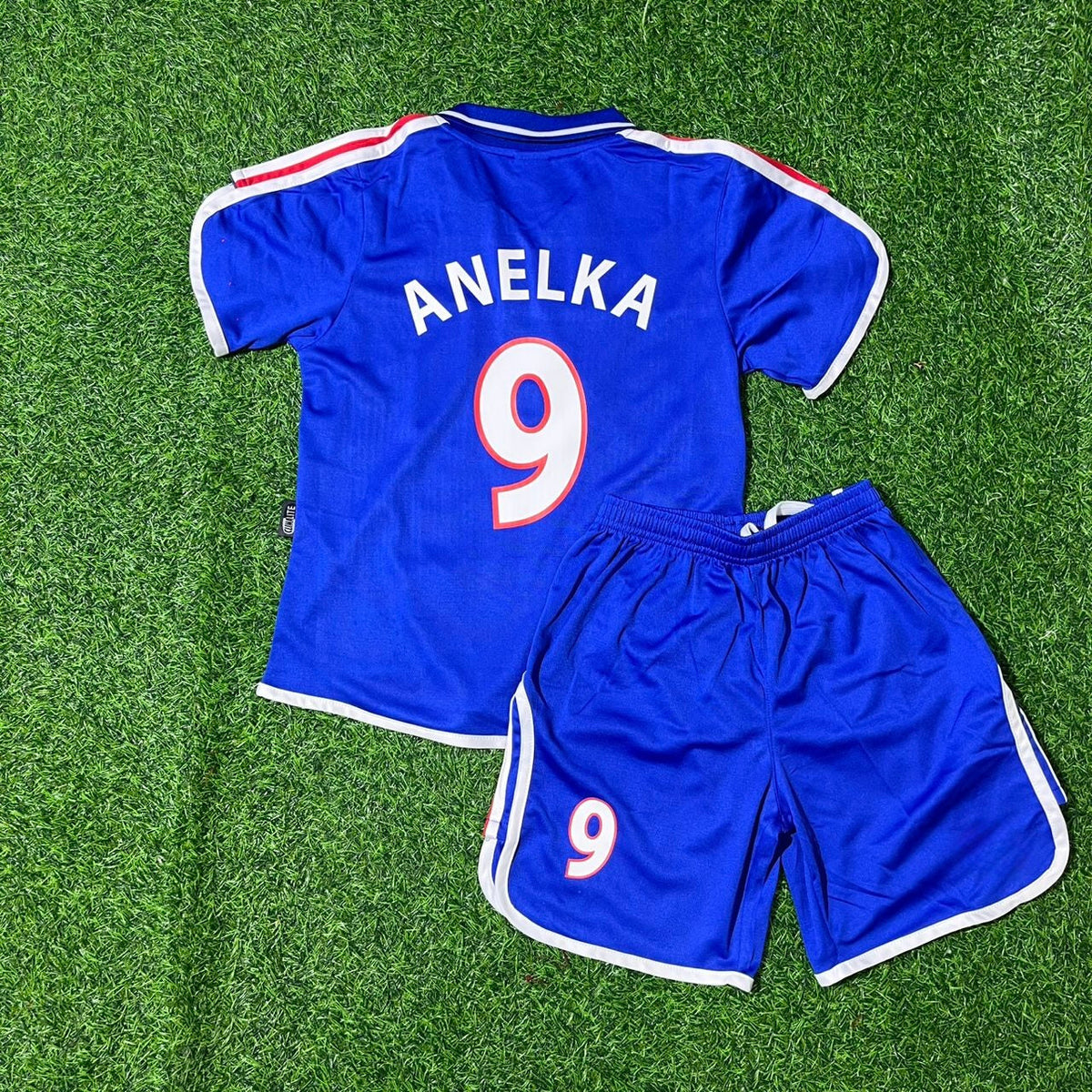 2000 France EURO Nicolas Anelka 9- 2002 Retro Kids Football Jersey – Back View