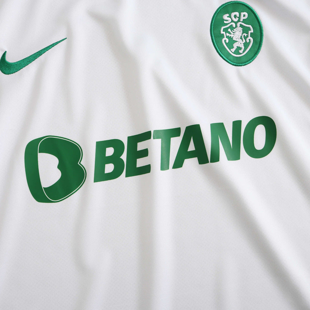 Viktor Gyökeres Sporting CP Lisbon Jersey – 11