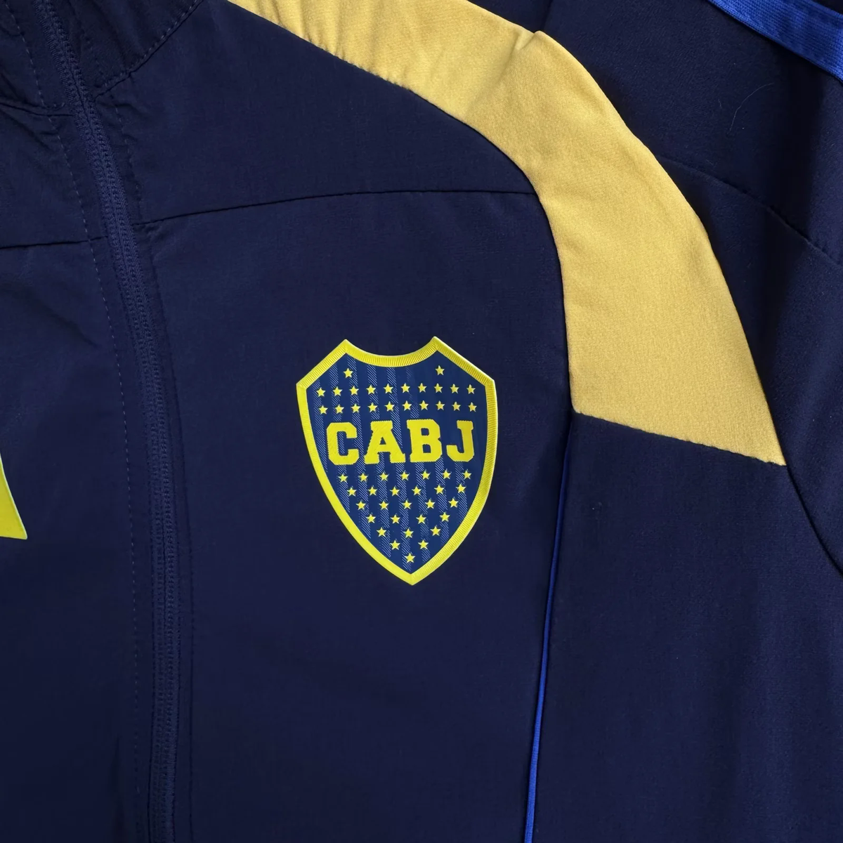 Boca Juniors 2025/2026 Tracksuit Windbreaker Jacket Pants – CA – Detailed View