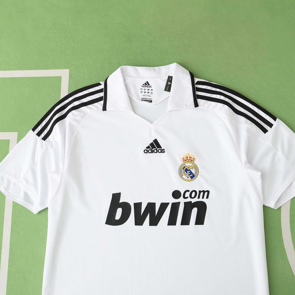 Real Madrid C.F. 2008-2009 Season Home Retro Football Jersey Trikot Maillot V3