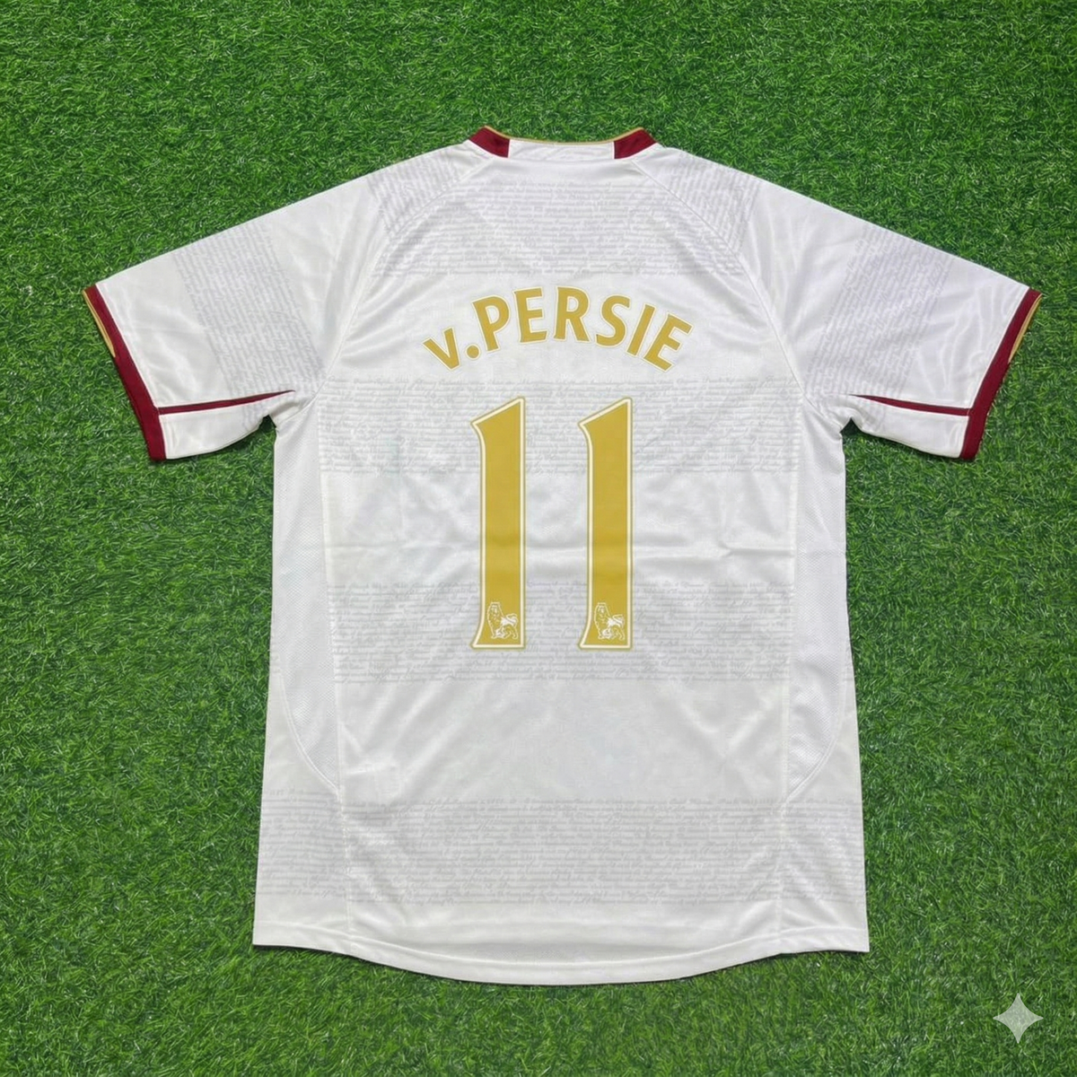 Arsenal 2004 2005 Away Retro White Jersey – Robin van Persie #11 – Back View