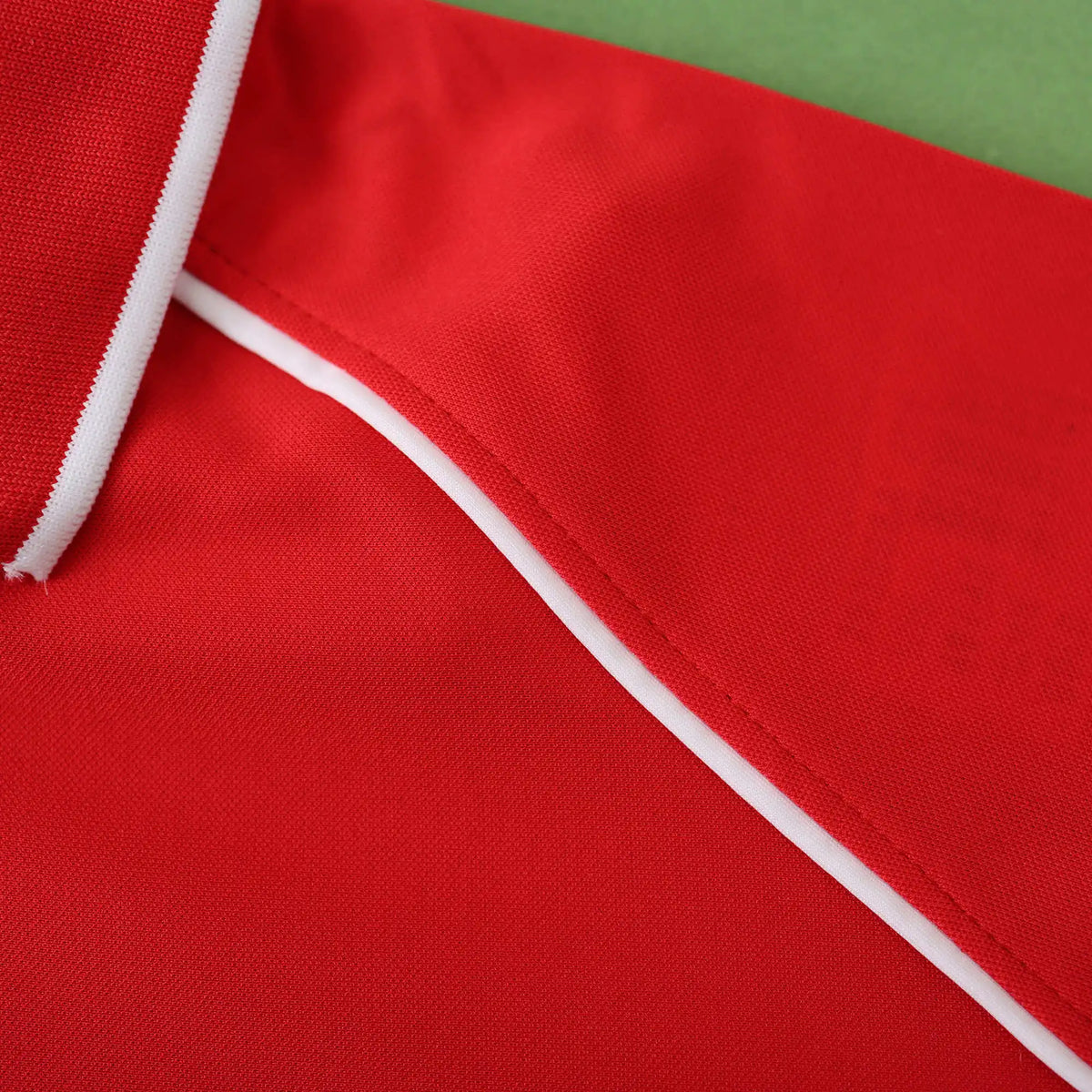 2001 Liverpool Retro Away White Retro Football Jersey – Detailed View