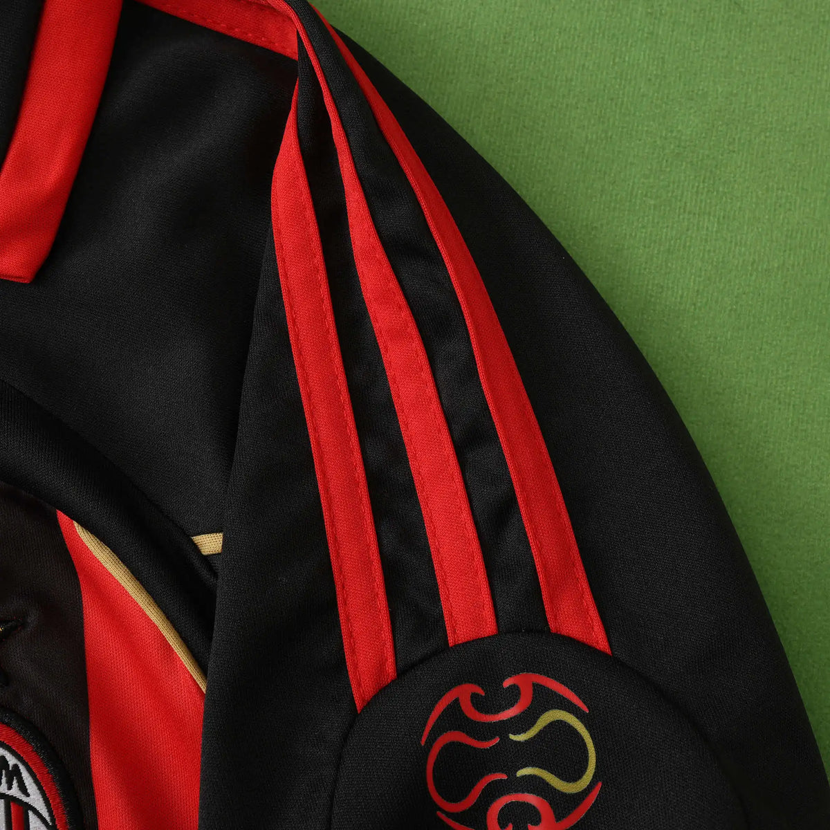 2006/07 AC Milan Home Kids Kit Kindertrui (Ages 3-13) – Detailed View