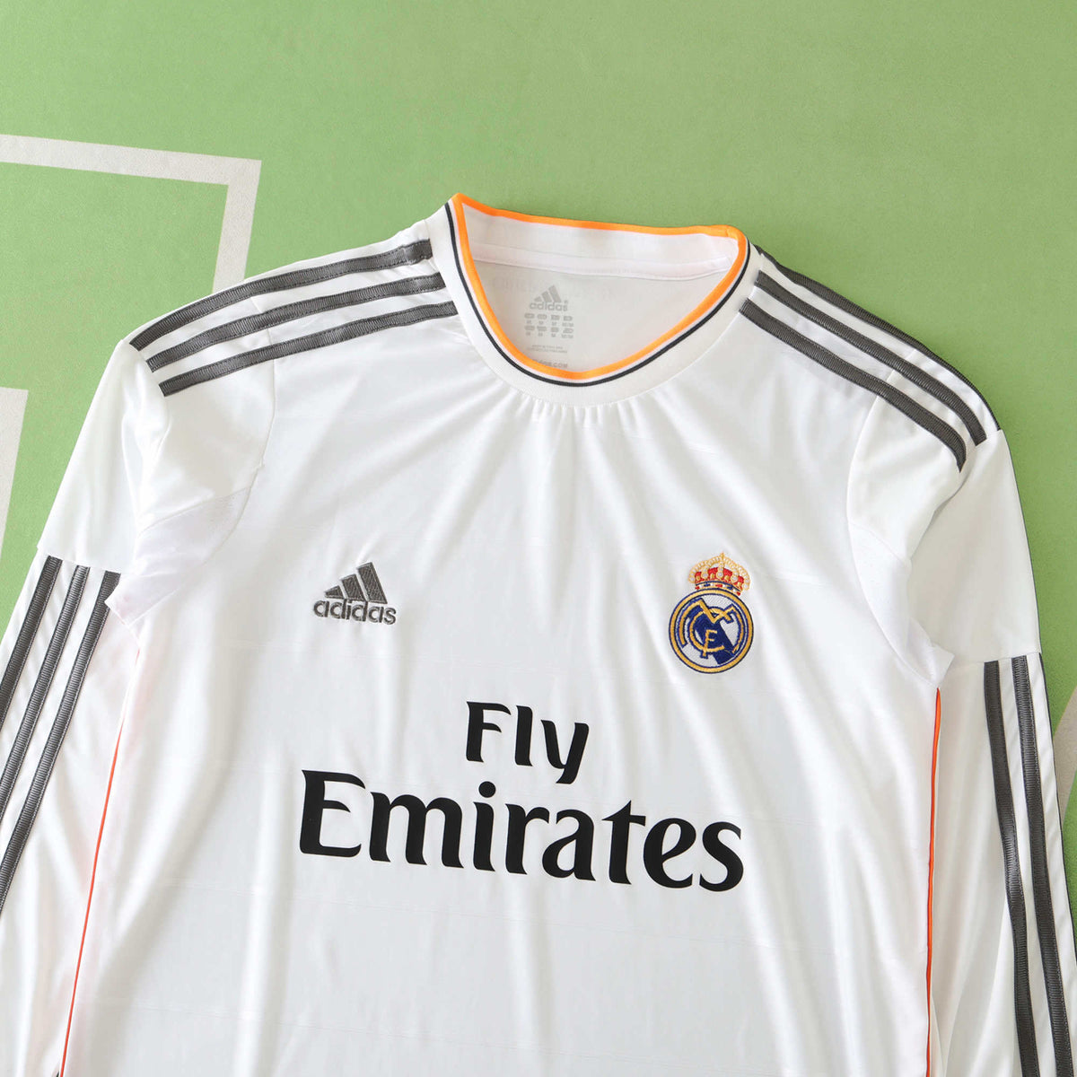 Real Madrid C.F. 2013-2014 Season Home Long Sleeve Retro Football Jersey Trikot Maillot V3