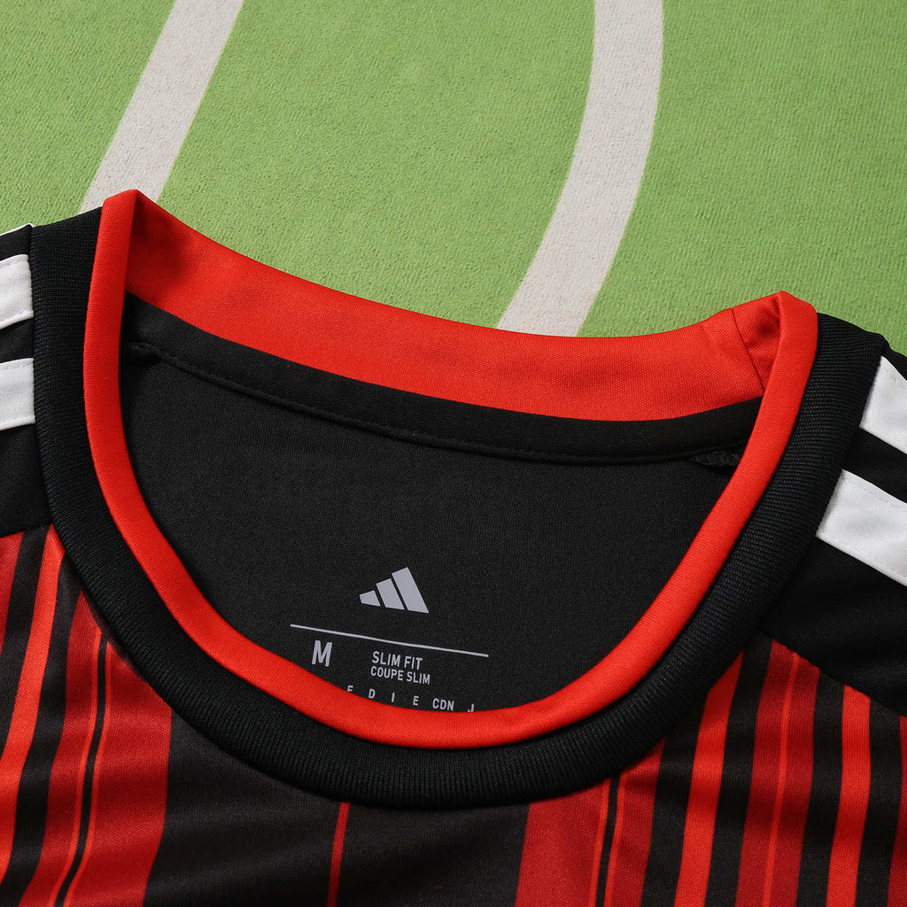 Eintracht Frankfurt 2026-2027 Season Home Football Jersey Trikot Maillot V4
