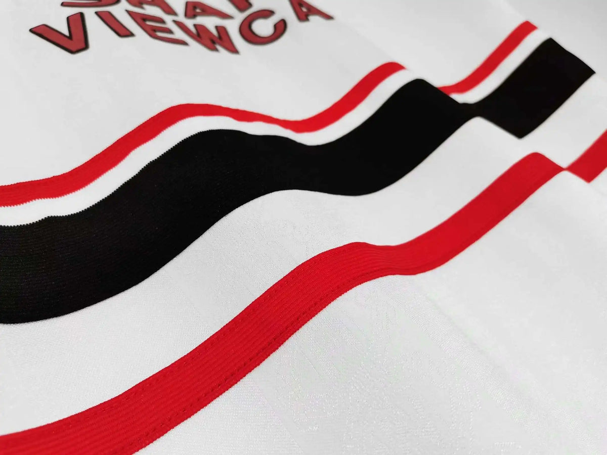 1998 Manchester United Retro 99 Retro white Football Jersey Knitwear – Detailed View