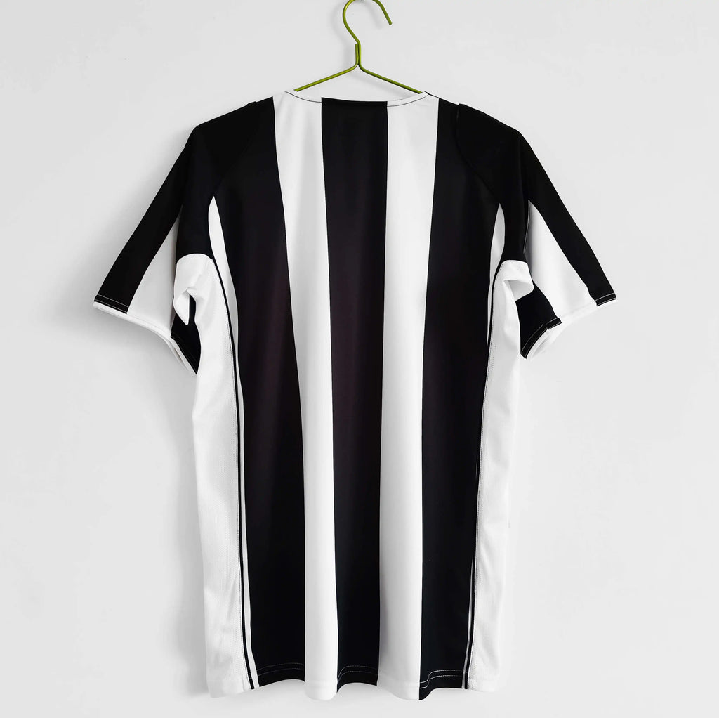 2004 Juventus Pink Black 2005 Season Sky Sport Sponsor Retro Football Jersey – Back View