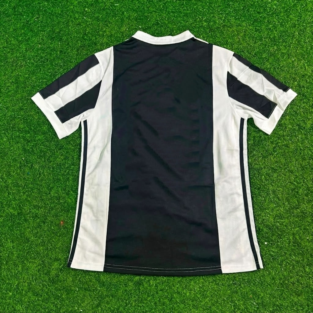 Juventus 2017-2018 Retro Football Jersey – Back View