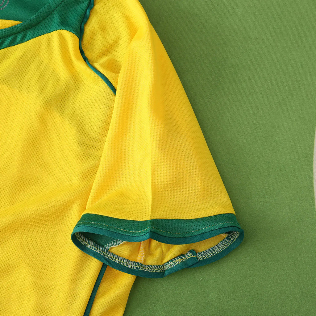 Phenomenon Ronaldo Nazario R9 Brazil 04-06 Retro Kids kit – Detailed View