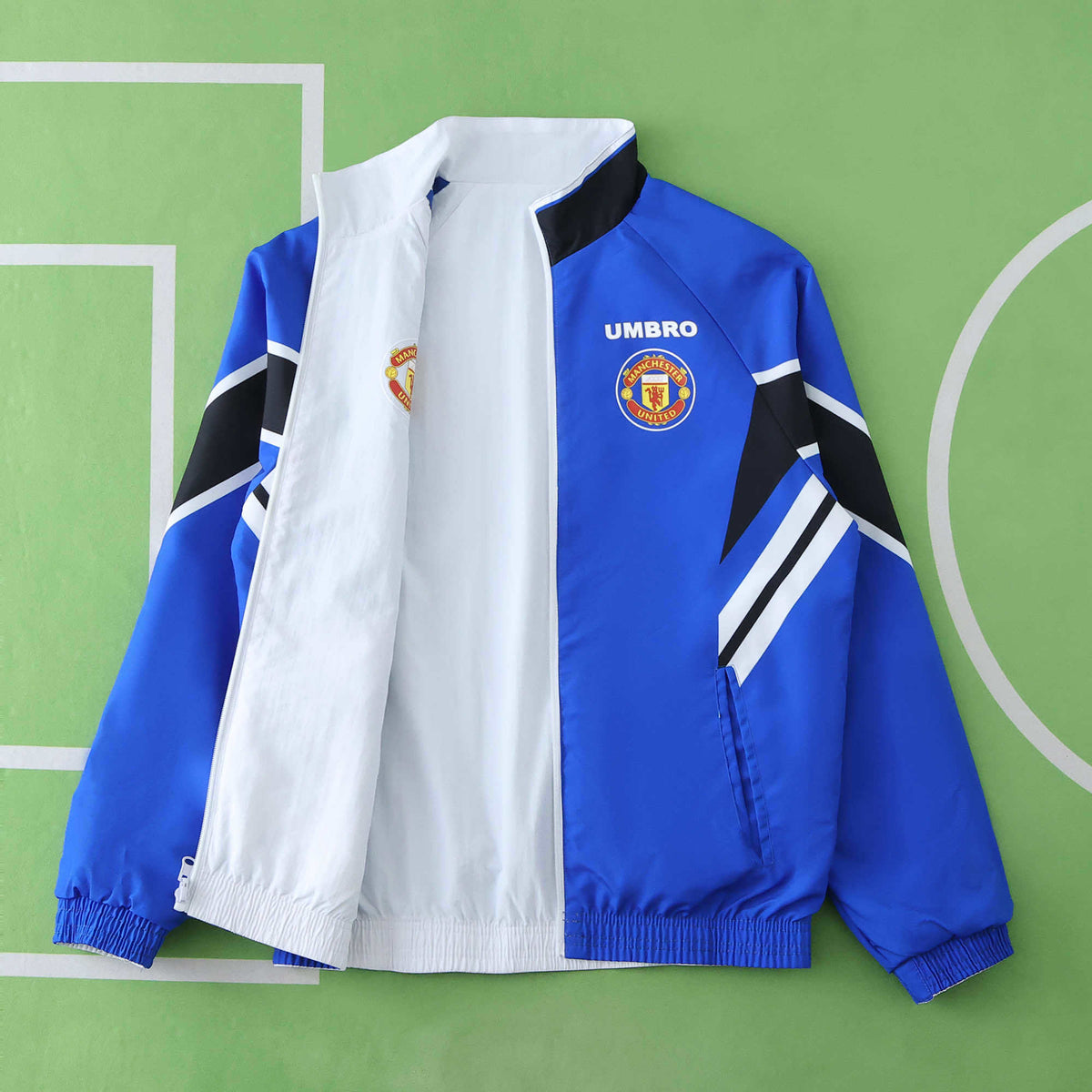 1996 Manchester United Retro Both Sides Windbreaker Jersey – Back View