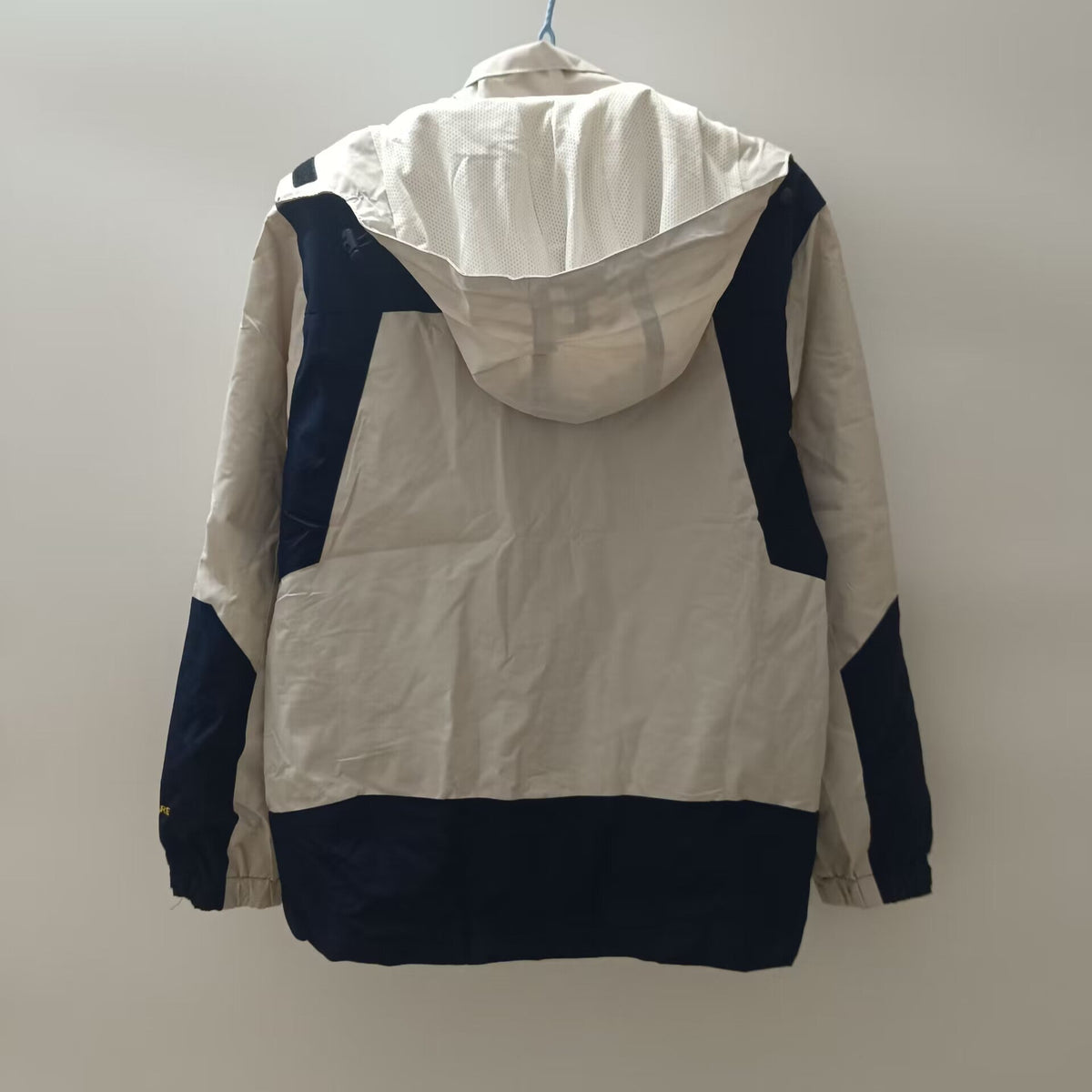 Milan Windbreaker Jacket – | Windbreaker Jacke | Coupe-Vent – Front View