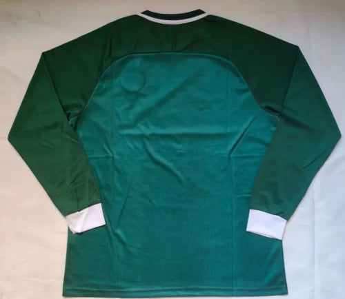 Ireland Retro Green Long Sleeve Football Jersey – Front View
