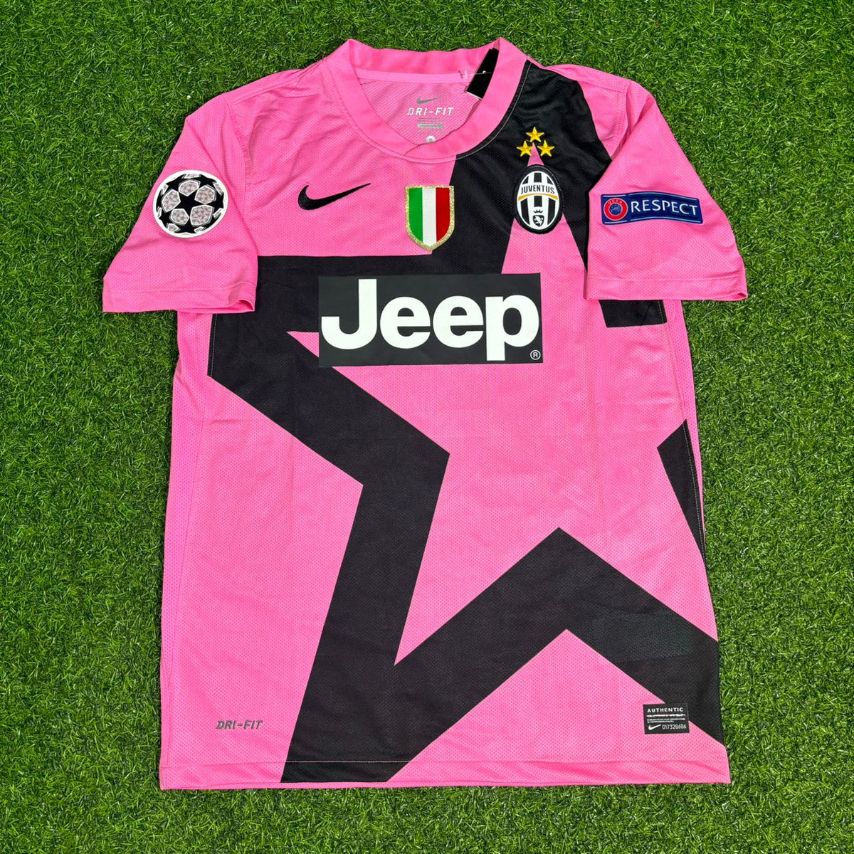 Alessandro del Piero #10 Juventus Pink 2012 2013 Season Retro Jersey – Front View
