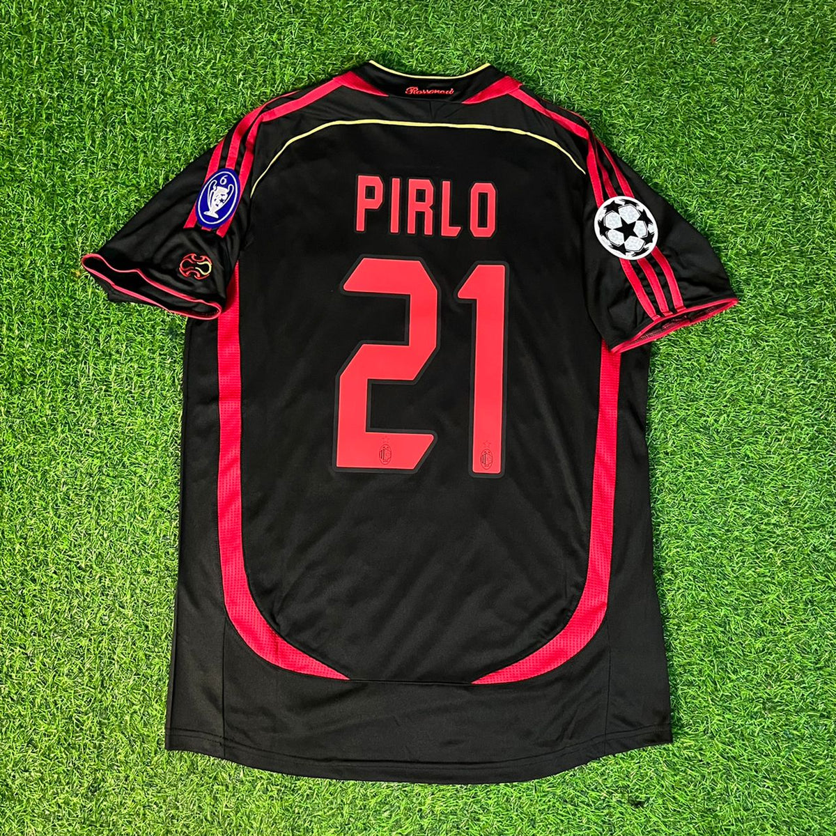 Andrea Pirlo 21 – AC Milan 2006–2007 Retro Kit Jersey – | | | – Back View