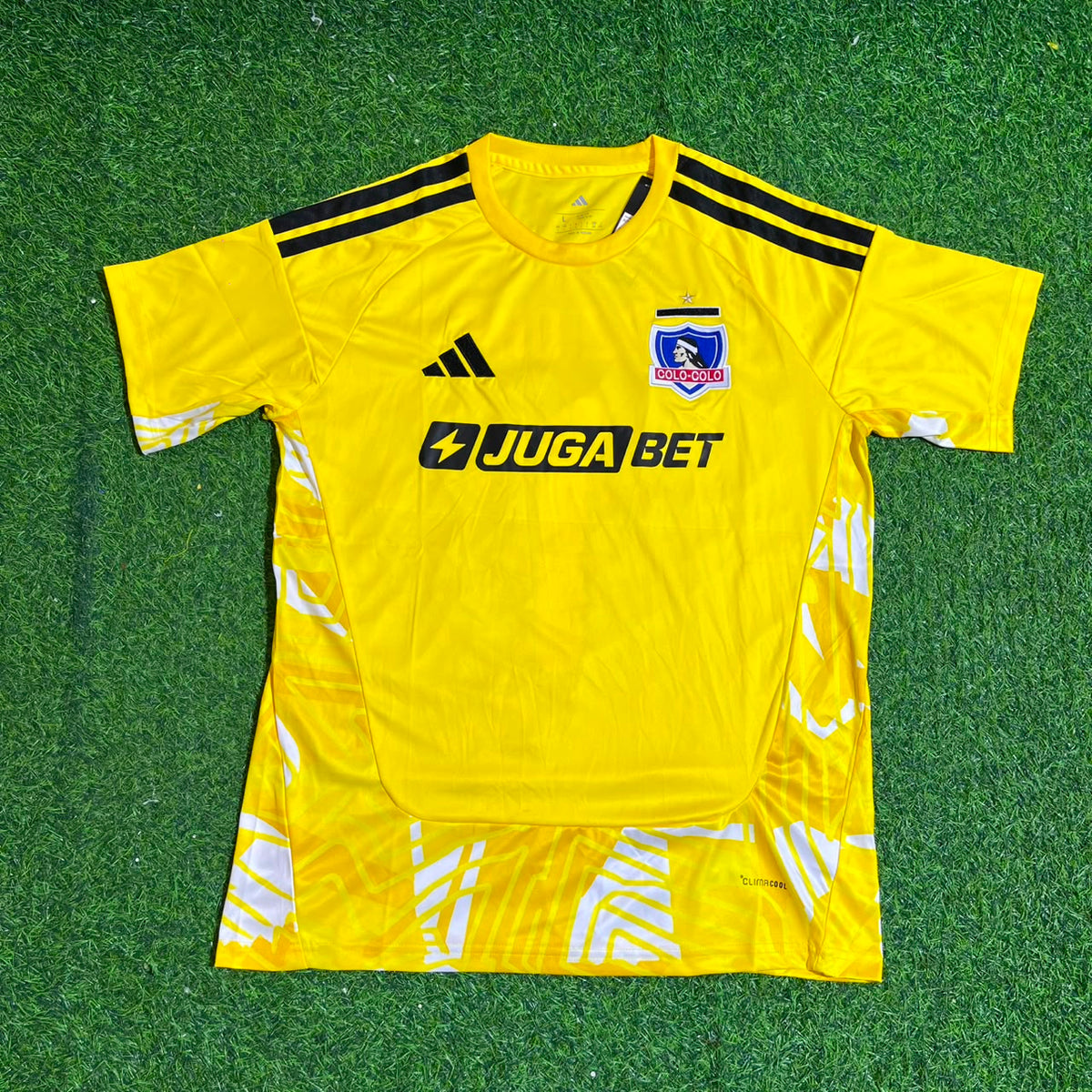 Arturo Vidal CSD Colo-Colo New Season Yellow Football Jersey – Front View
