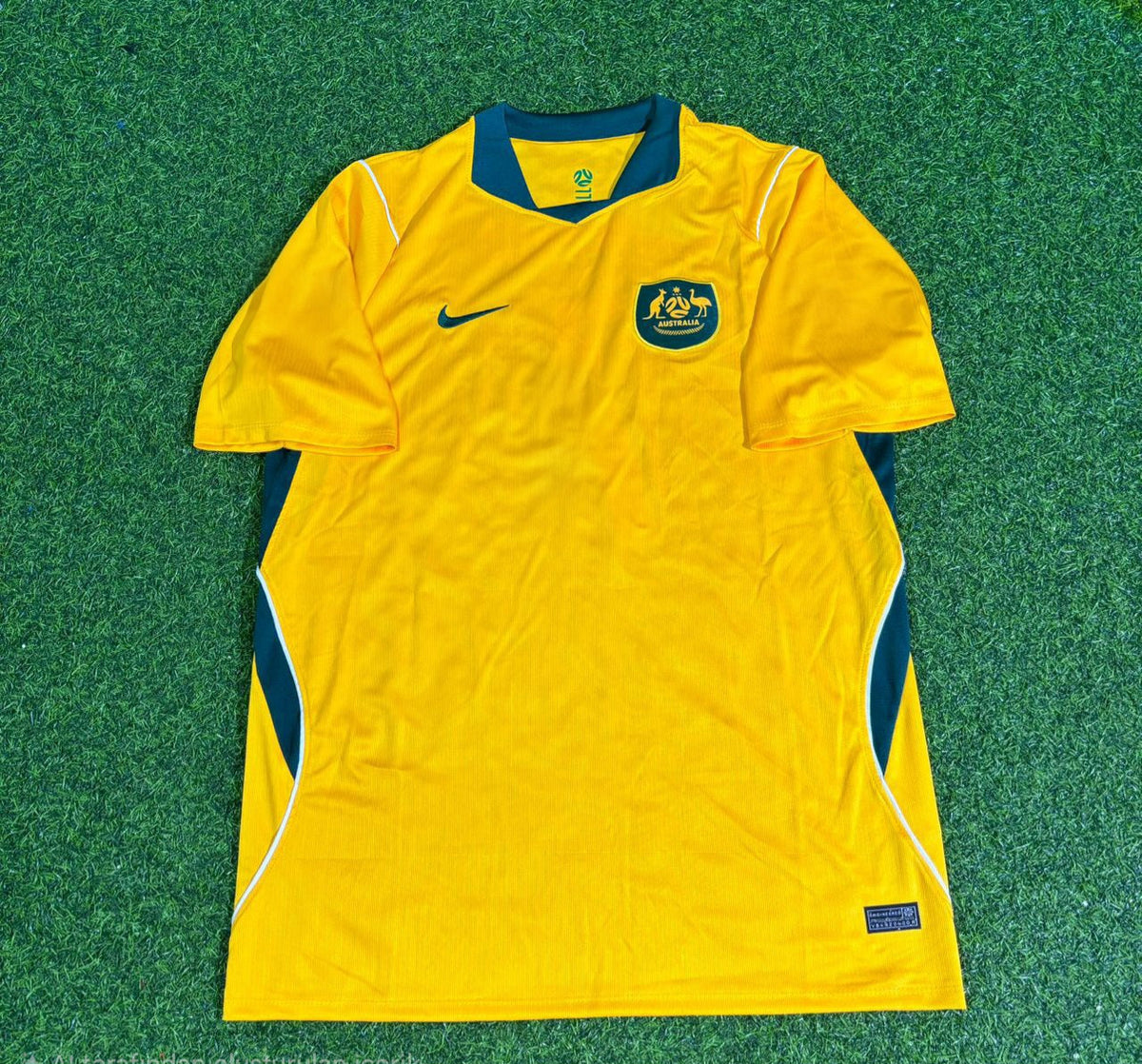 Harry Kewell Australia Retro Football Jersey – Front View