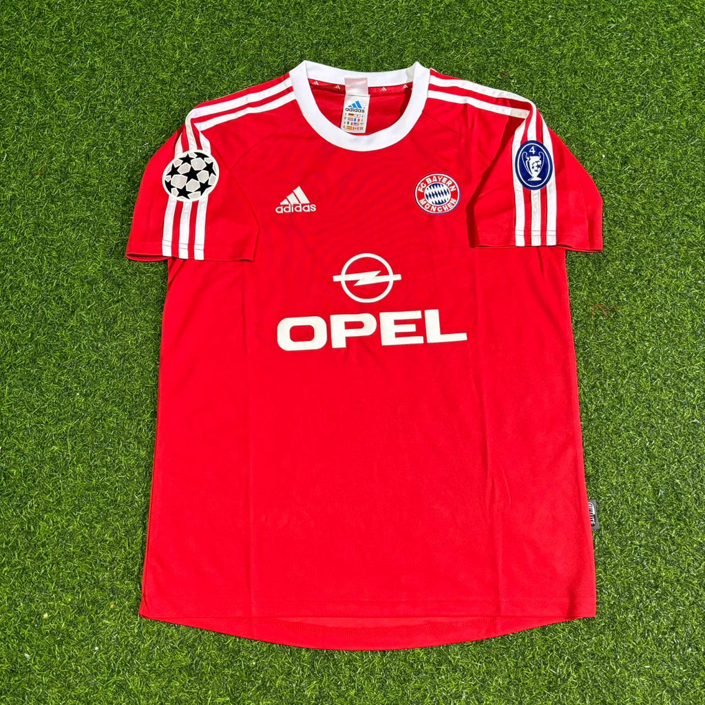 Bixente Lizarazu FC Bayern Munich 2000-2001 Retro Jersey | Kit | – Front View
