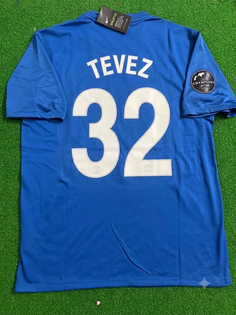 2008 Carlos Tevez Manchester United Champions League Retro Football Jersey – Back View