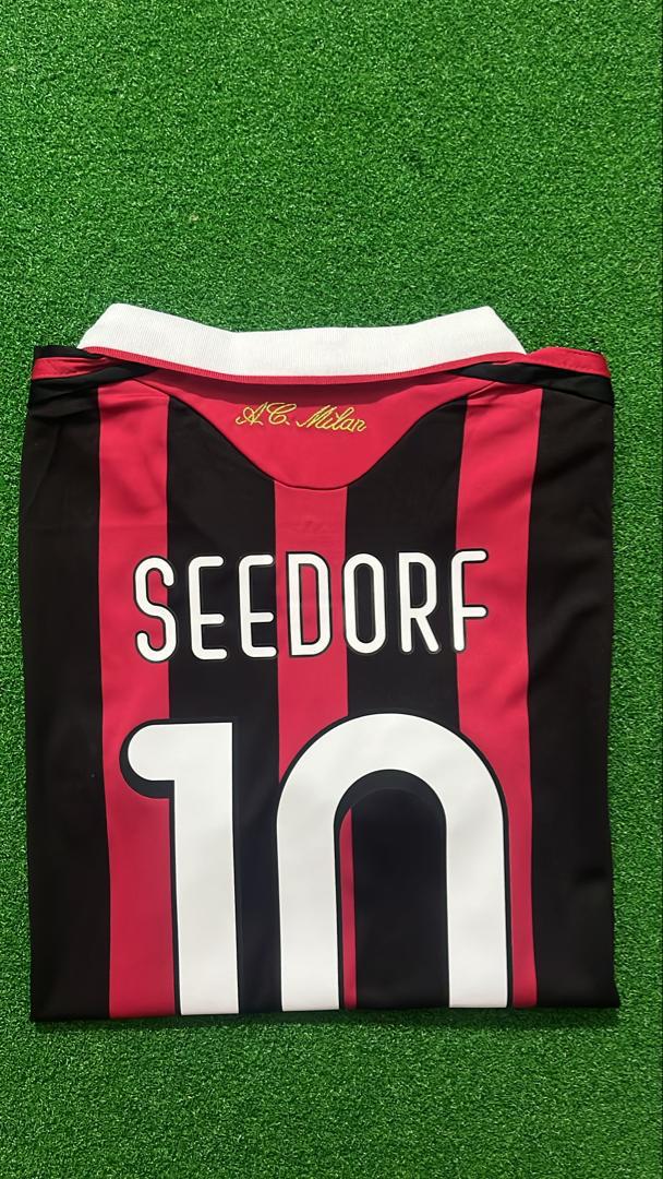 Clarence Seedorf #10 - AC Milan 2009 2010 Red Black Kit Jersey – Front View