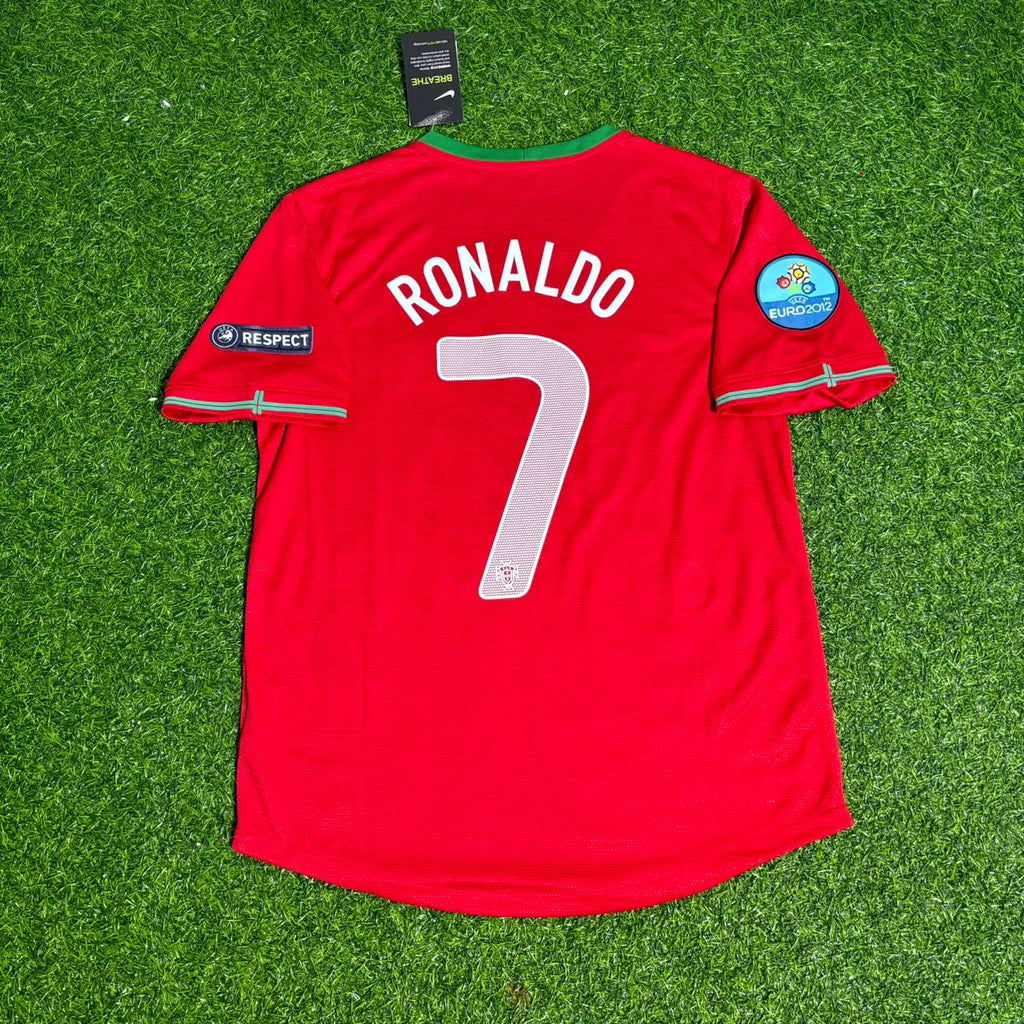 Portugal Euro 2012 Red Retro Football Jersey – Cristiano Ronaldo – Detailed View